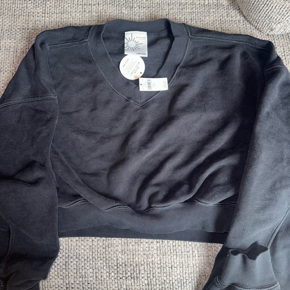 Brand new Offline by Aerie cropped sweatshirt.